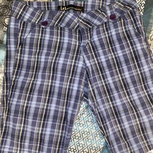 Leí Bermuda shorts